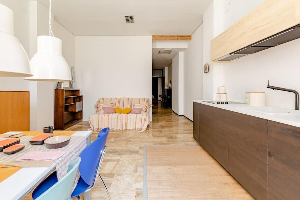 Cozy Loft Patio+Pool +Wifi Apartman Valencia Kültér fotó